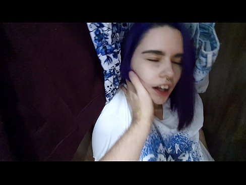 ❤️ Na maua lo'u tuafafine i totonu o le kapoti ma fesoasoani ia te ia e fa'ama ❤  i le sm.milf-nut-net.ru ❌️